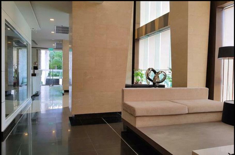 The Peak Towers Appartement Pattaya Buitenkant foto