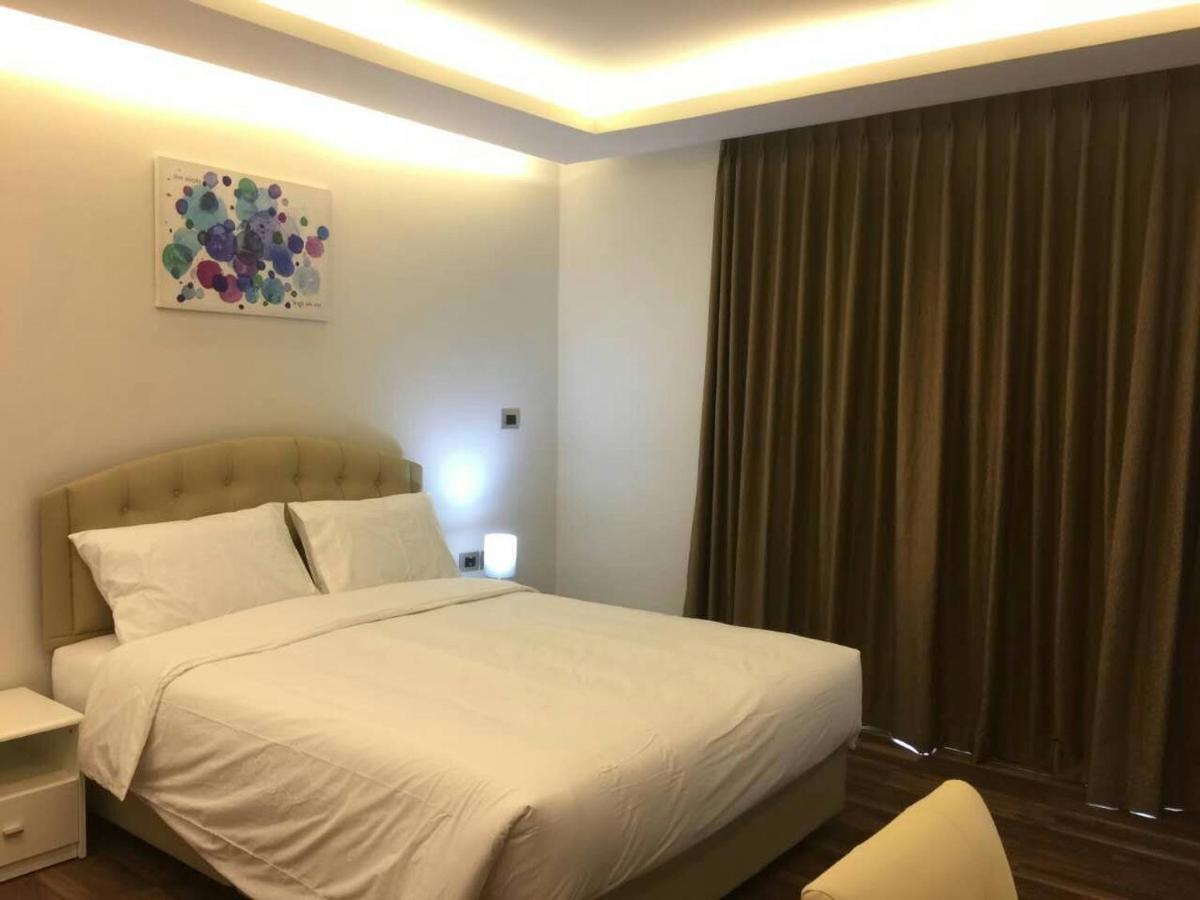 The Peak Towers Appartement Pattaya Buitenkant foto